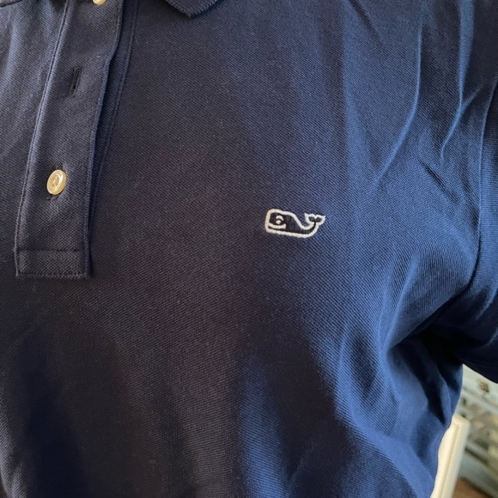 VINEYARD VINES Navy Blue Shortsleeve Polo Style‎ Shirt Whale Preppy Size LARGE - Picture 4 of 9